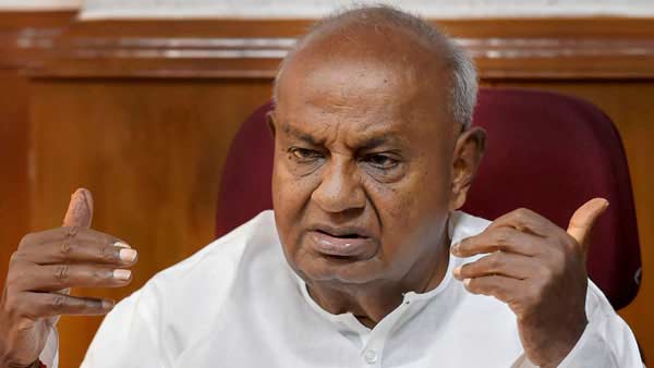 ஜேடிஎஸ் வேட்பாளர் தேவகவுடா 