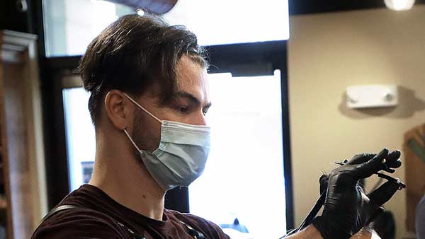  அழகு நிலையம்