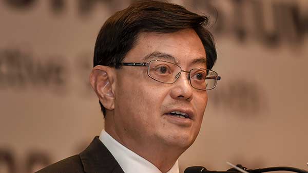 உலகிலேயே முதல் முறை 