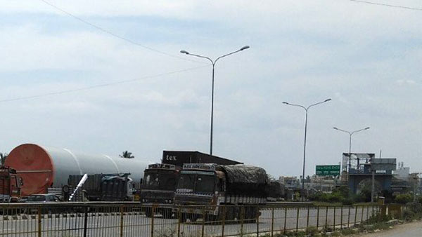  சரக்கு போக்குவரத்து