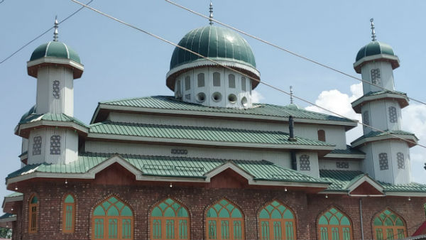 தீவிரவாதிகள்