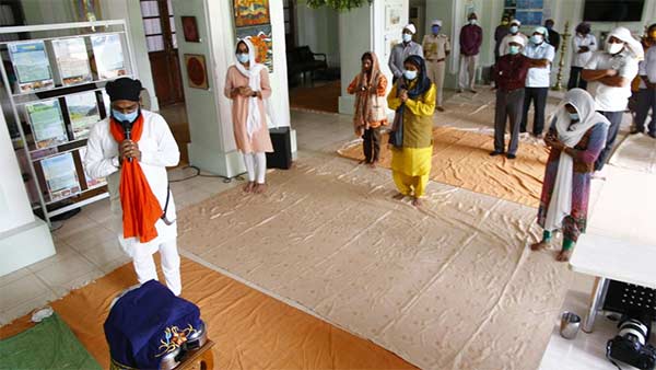 Governor Kiran Bedi warning to the Puducherry peoples 