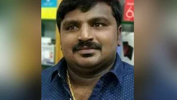 அடிச்சாங்க