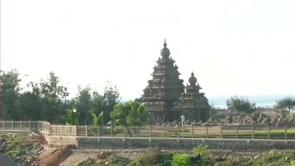 மக்கள் பார்த்தனர் மக்கள் பார்த்தனர்