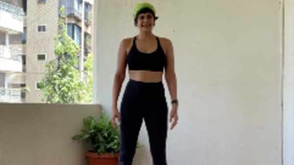 சிக்ஸ் பேக்ஸ் அழகி