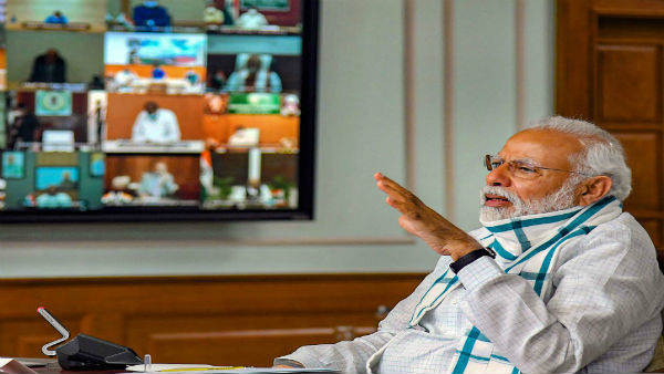 அதிகாரிகளுடன் மோடி ஆய்வு 