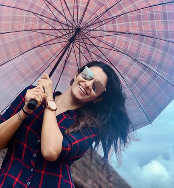 பிடி சாரைப் பிடிக்கும்