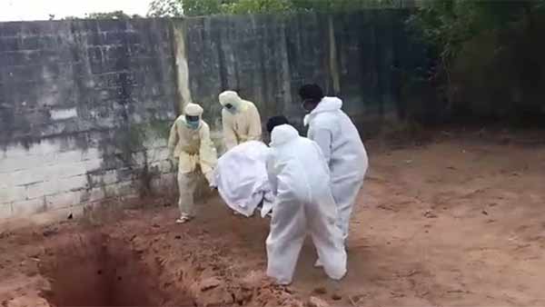 Mishandling of the Coronavirus infected person body in Puducherry goes viral 