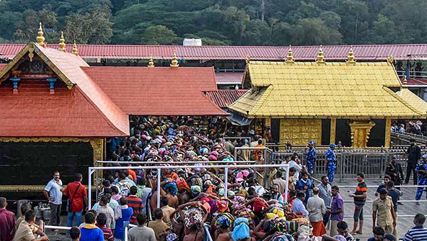 ஐயப்பனுக்கு நெய் அபிஷேகம் 