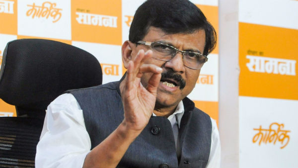 பாய்ந்து பிராண்டும் சிவசேனா 