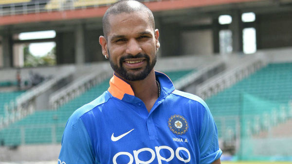 கிரிக்கெட் வீரர்கள் 