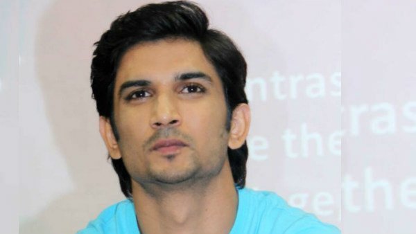 உதவி செய்துள்ளார் உதவி செய்துள்ளார்