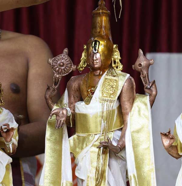 500 பக்தர்கள் மட்டுமே அனுமதி 500 பக்தர்கள் மட்டுமே அனுமதி