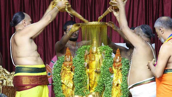 இலவச டிக்கெட்டுகள் இலவச டிக்கெட்டுகள்