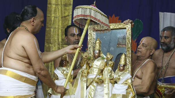 ஏழுமலையான் தரிசனம்