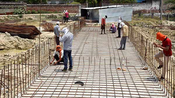 12 நாட்கள் 