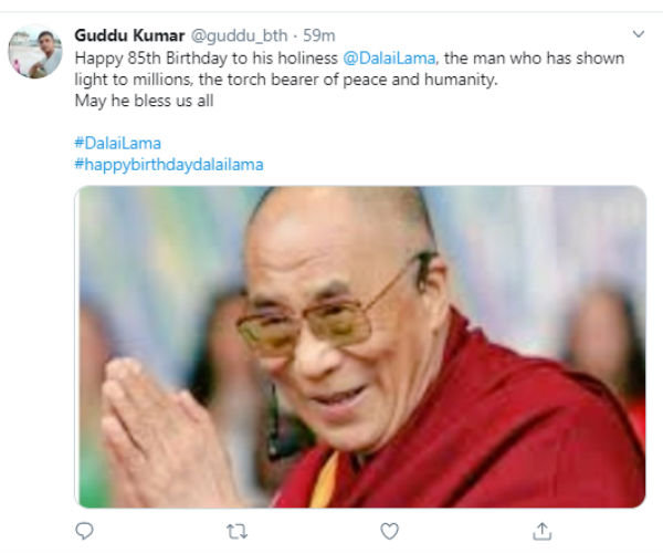  இந்தியாவில் தஞ்சம்: