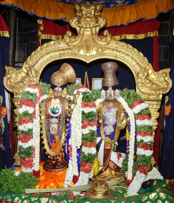 Srivilliputhur Aandal temple Garuda sevai festvial 