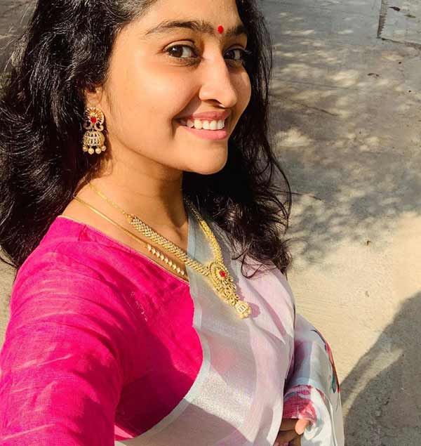 20 வயசிலேயே கல்யாணம்