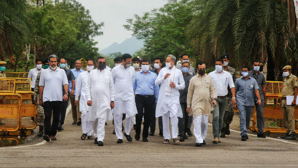 பாதுகாப்பு யார் கொடுப்பாங்க பாதுகாப்பு யார் கொடுப்பாங்க