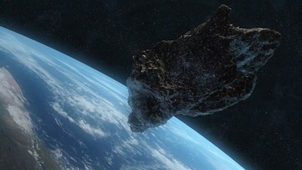 பூமிக்கு மிக அருகில்