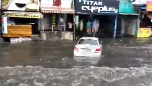 பல இடங்களில் கனமழை பல இடங்களில் கனமழை