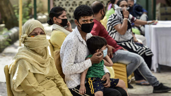 சமூக இடைவெளி 