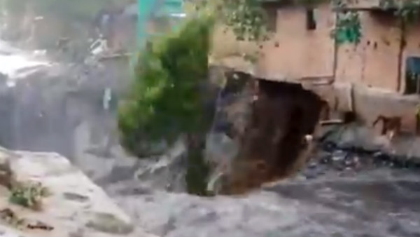Delhi drainage overflows after heavy rain, a video shows 