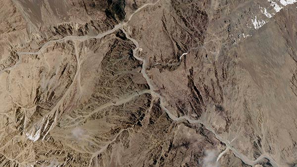 படைகள் வாபஸ் 