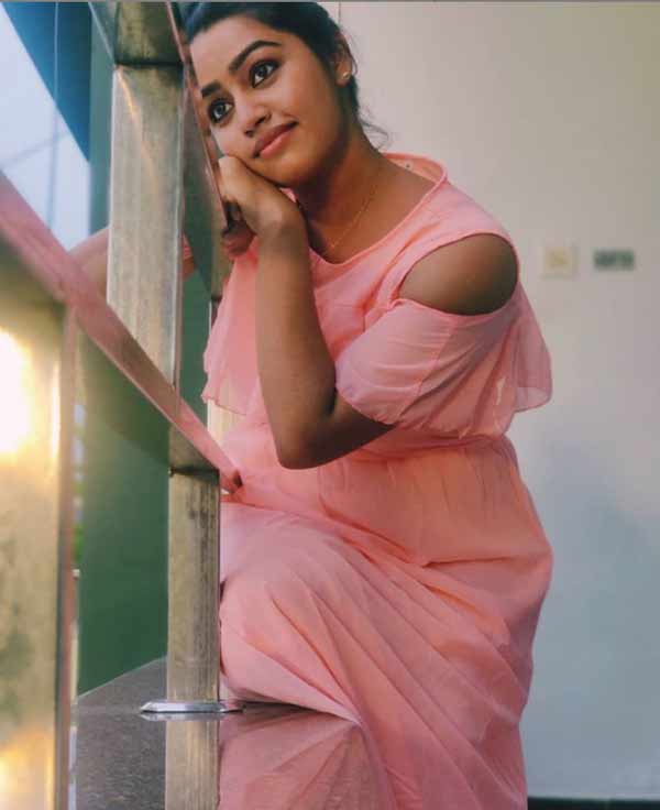 முத்தழகு காயத்ரி