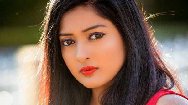 காயத்ரி 