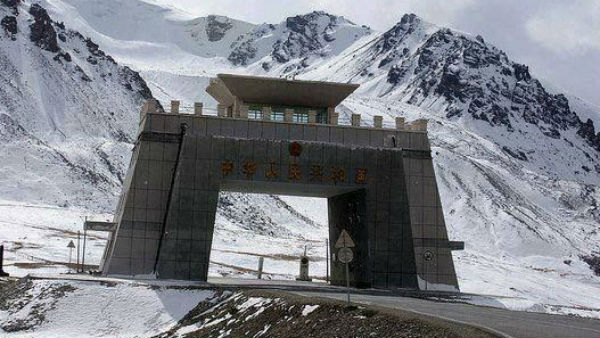 சீன நிதியுதவி 