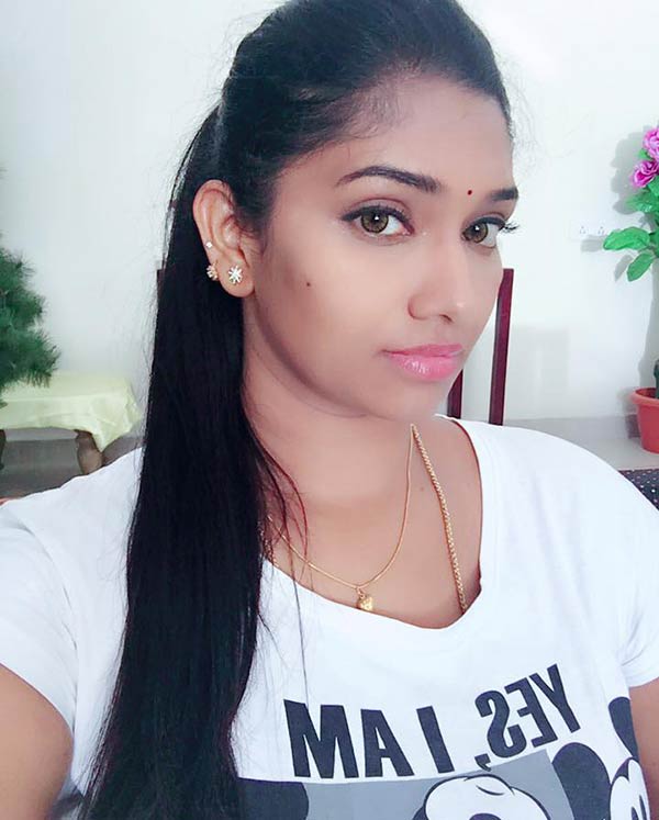 நல்ல பேர் கொடுத்த வீணை