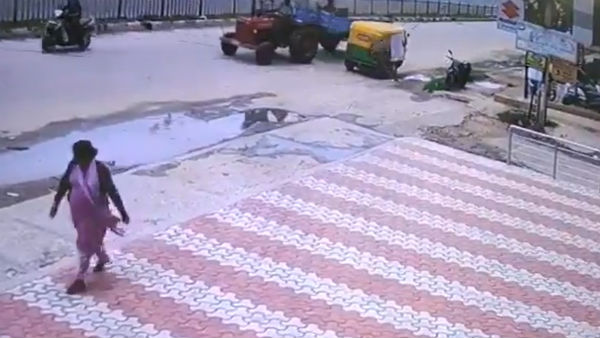 வயரை இழுத்த பைக் வயரை இழுத்த பைக்