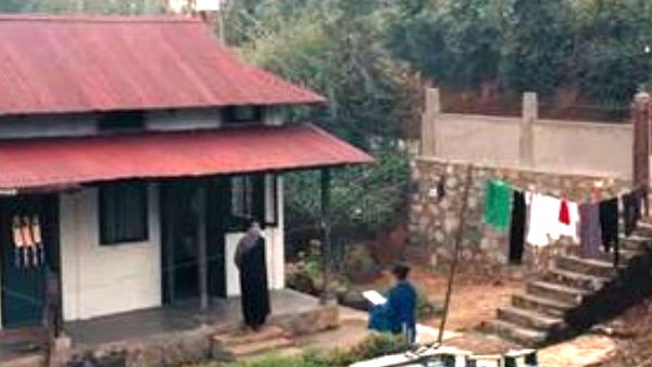 வீடுகளுக்கு தடுப்பு மருந்து 