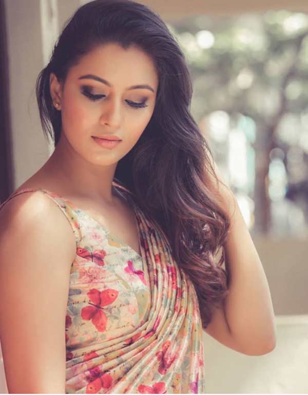 யோசனையில் ரசிகர்கள்