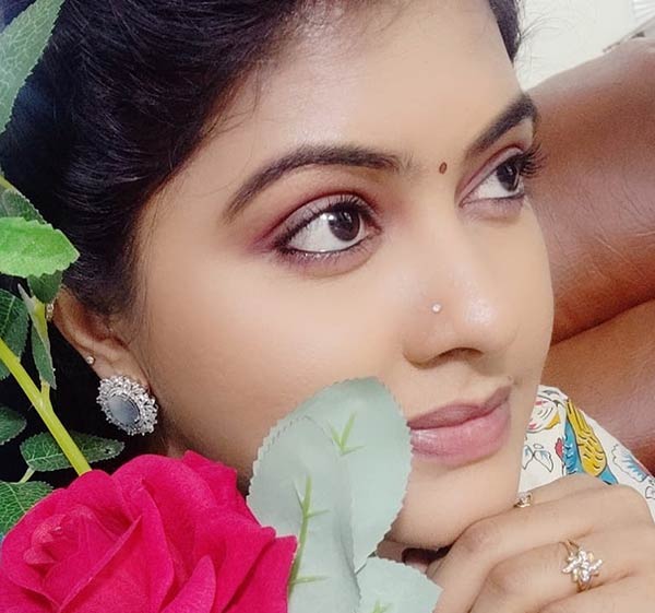 நாம் இருவர் மகா