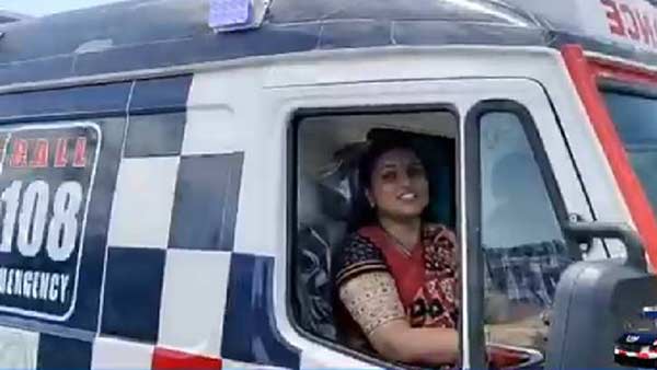 டிரைவராக ரோஜா 