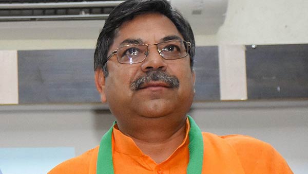 இப்படி பேச வேண்டாம் 