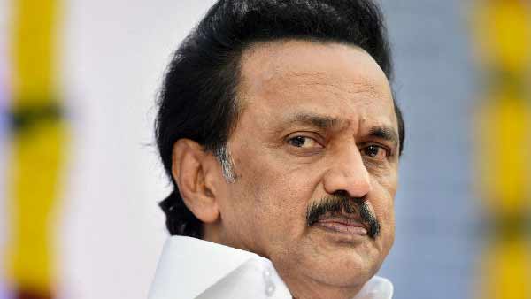 Coronavirus: DMK Stalin condolences for the death of Sengalpattu chief doctor Coronavirus: DMK Stalin condolences for the death of Sengalpattu chief doctor