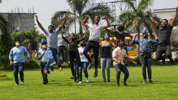 அனைத்து படிப்புகளுக்கும் நுழைவு தேர்வு 