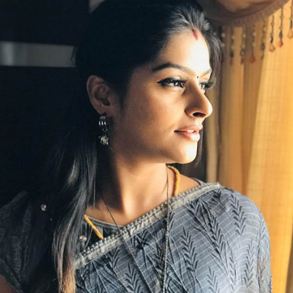  டாடி கூடவே இவருவாராம்