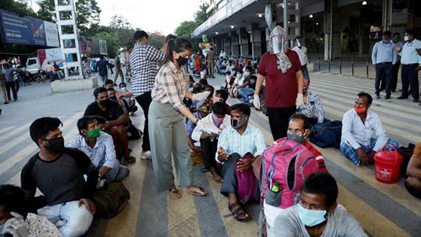 உணவு பொட்டலங்கள் 