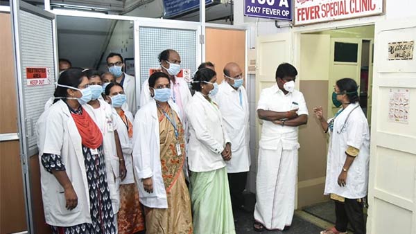 நர்ஸ்களின் சிறப்பான பணி நர்ஸ்களின் சிறப்பான பணி