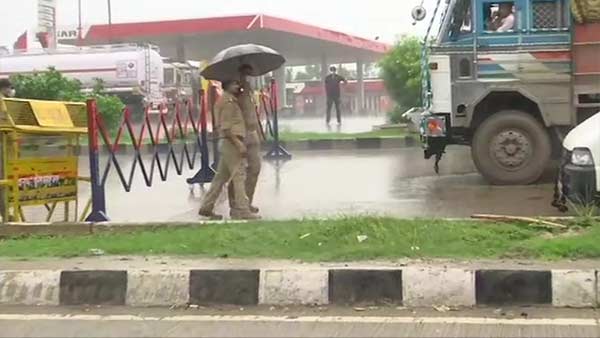 போலீஸ் என்கவுண்டர் 