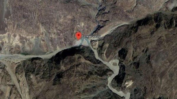 சீனா எல்லையில் பதற்றம் சீனா எல்லையில் பதற்றம்