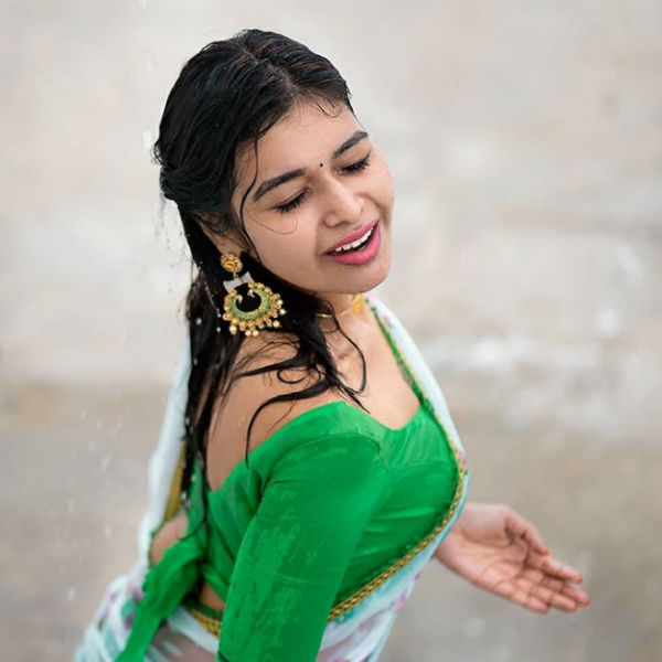  கருவண்டு கலர் வண்டு ஆனது