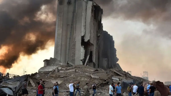 கோபம் அடைந்தனர் 