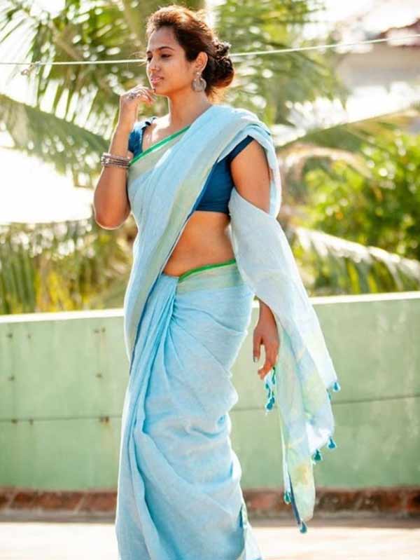 இடுப்பழகி ரம்யா