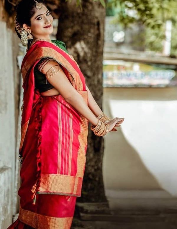 மடிசார் சேலையில்